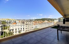 Cannes Centre-Ville – Exceptionnel toit-terrasse avec vue panoramique sur la baie - 4211733PMVORZ