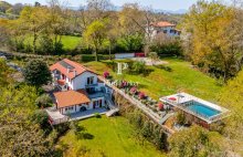 ARCANGUES – EXCEPTIONAL VILLA: ELEGANCE, AUTHENTICITY AND ABSOLUTE CALM - 4446133PPBD