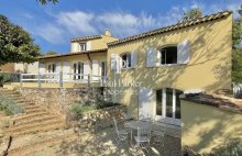 Aix-en-Provence Ouest . Élégance provençale revisitée, à 14 min du centre 10 pièce(s) 205 m2 - 4251133PCML