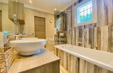 Le Cannet – Elegant Provençal villa with swimming pool, nestled in a green setting - 43436809043PMVORZ