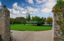 Maison de maître 9 pièce(s) 246 m2  5000 m² de jardin - 443201.3PADR