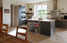 Maison de maître 9 pièce(s) 246 m2  5000 m² de jardin - 443201.3PADR