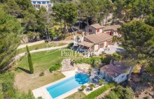 Beaumes-de-Venise.  Vue dominante, volumes rares, potentiel évident - 4483333PPSC