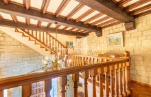 Beaumes-de-Venise.  Vue dominante, volumes rares, potentiel évident - 4483333PPSC