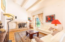 Beaumes-de-Venise.  Vue dominante, volumes rares, potentiel évident - 4483333PPSC