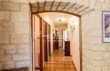 Beaumes-de-Venise.  Vue dominante, volumes rares, potentiel évident - 4483333PPSC