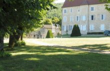 CHÂTEAU DE CARACTÈRE AVEC VUE PANORAMIQUE ? AXE LYON / GENÈVE - 4474463PUMY