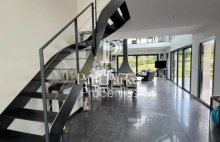 Belle contemporaine de 2014 – Arzon, Presqu&rsquo;île de Rhuys -178 m² habitables sur parcelle de 1 496 m² - 4486013PVIH