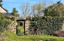 Terrain constructible en coeur de bourg – Ile d&rsquo;Arz -887 m² - 4443193PVIH