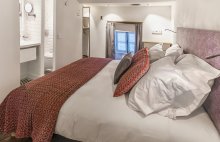 Ensemble Immobilier d&rsquo;Exception au Coeur d&rsquo;Angoulême - 4375153PVDECA3PVDECB3PVDECC3PVDECF3PVDEC