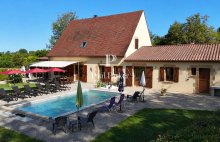 Ensemble contemporain avec maison principale, gîte indépendant, piscine chauffée et vaste terrain - 4526213PPBRA