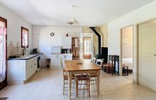 Ensemble contemporain avec maison principale, gîte indépendant, piscine chauffée et vaste terrain - 4526213PPBRA