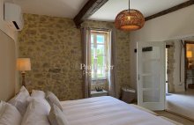 Un domaine d’exception en Dordogne avec trois maisons de caractère et deux granges - 4525833PPBRA