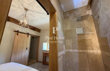 Un domaine d’exception en Dordogne avec trois maisons de caractère et deux granges - 4525833PPBRA