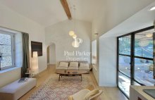 Demeure de prestige Lourmarin – Mas XVIIIème de caractère  – trame contemporaine 198 m2  surfaces  / Terrain 6000 m2 / 4 chambres / 1 studio 19 m2 / 1 annexe 20+  m2 - 4329143PCML