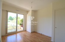 Résidence de standing: Appartement T4 avec jardins, places de parking, garage - 4364453PUVE