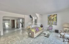 Exclusivité / Villa Aix En Provence 175 m2 habitable / 220 m2 surface / 4 chambres / 1 annexe 38 m2  / 1 bureau  / 2000 m2 jardin paysager /  pompe à chaleur/ cave - 4535893PCML
