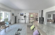 Exclusivité / Villa Aix En Provence 175 m2 habitable / 220 m2 surface / 4 chambres / 1 annexe 38 m2  / 1 bureau  / 2000 m2 jardin paysager /  pompe à chaleur/ cave - 4535893PCML
