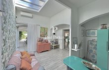 Exclusivité / Villa Aix En Provence 175 m2 habitable / 220 m2 surface / 4 chambres / 1 annexe 38 m2  / 1 bureau  / 2000 m2 jardin paysager /  pompe à chaleur/ cave - 4535893PCML