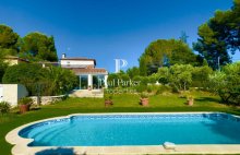 Exclusivité / Villa Aix En Provence 175 m2 habitable / 220 m2 surface / 4 chambres / 1 annexe 38 m2  / 1 bureau  / 2000 m2 jardin paysager /  pompe à chaleur/ cave - 4535893PCML