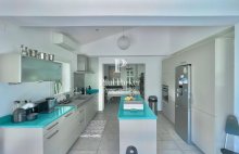Exclusivité / Villa Aix En Provence 175 m2 habitable / 220 m2 surface / 4 chambres / 1 annexe 38 m2  / 1 bureau  / 2000 m2 jardin paysager /  pompe à chaleur/ cave - 4535893PCML