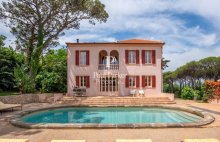 Saint Tropez – Villa de caractère à pieds le la Place des Lices - 4552483PRBRE