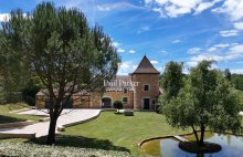 Belle propriété contemporaine avec piscine chauffée, dépendances et prestations de qualité - 4568573PPBRA