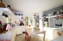 84150 CAUMONT SUR DURANCE: Propriété en campagne sur plus de 3 ha de terrain - 4571433PUVE
