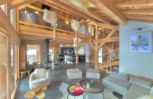 Demeure de prestige CHALET à MONTGENÈVRE   Alpes du Sud 8 pièce(s) 190 m2  surface habitable / 4 Chambres +1 Suite /  2 Terrasses + Jacuzzi / Séjour cuisine 62 m2/ Garage X2 - 4304123PCML