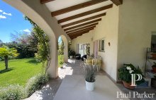 Maison d’Architecte Aix En Provence / Montaiguet / 10 pièce(s) 210 m2  /3ch /1ha terrain/ + 40 m2 extension possible - 4574143PCML