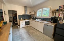 A vendre maison rénovée à Grans 150m2 avec un terrain de 5300m2 - 4317183PKCH