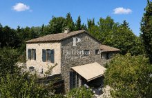 IDÉALE VILLÉGIATURE AIXOISE / À SEULEMENT 13 MINUTES DE L&rsquo;HYPER-CENTRE D&rsquo;AIX-EN-PROVENCE / Maison Aix En Provence 7 pièce(s)  188 m2 Habitable  ( 330 m2) 5 Ch / terrain 5220 M2 - 4566943PCML