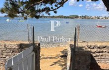 Une maison en 1ere ligne à Larmor Baden : ici, la mer donne le rythme - 4622013PVIH