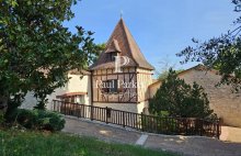Laroque-Timbaut : Havre de Paix et d’Histoire : Domaine en Pierre du XVIIIe Siècle : Maison de Caractère 310 m² habitables +  dépendances – Terrain de 1,2 ha - 4626243PTOE