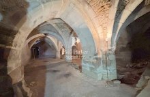 Château fort du XIIe siècle avec gîte indépendant aménagé - 4692353PSNV