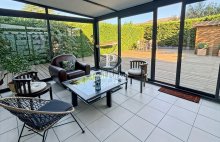 ELEGANTE MAISON FAMILIALE AVEC UNE VERRIÈRE , UN JARDIN ENSOLEILLÉE SANS VIS À VIS ET GARAGE - 4694253PPBD