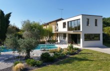 Villa Saint Martial D Artenset 339 m² sur une parcelle de 6400 m² - 4701653PCMIL