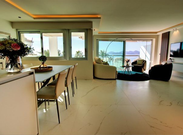 Cannes Croisette – Renovated apartment with panoramic sea view - 3145763PMVORZ