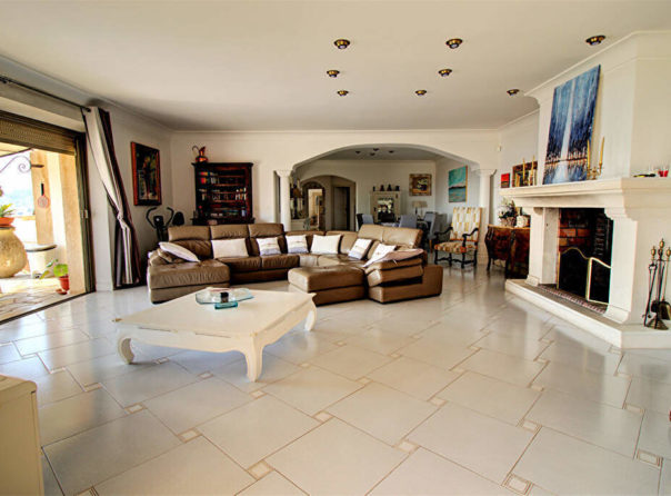 Villa avec vue mer panoramique sur le Cap d’Antibes - 3230033PMVORZ