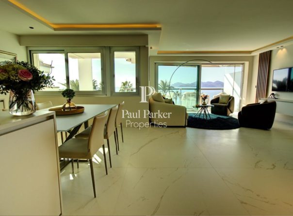 Cannes Croisette – Appartement rénové avec vue mer panoramique - 3571593PMVORZ